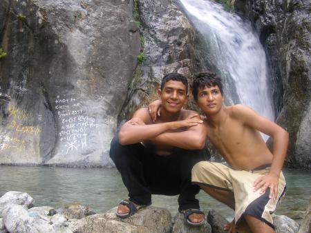 c moi sans t-shirt je suis pas branz� n'est ce pas,?